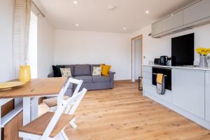 Maple - Three Tuns Apartments - Pettistree, Wickham Market - by Aldeburgh Coastal Cottages