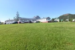 Hôtel-Motel Rocher Percé - Pointe a la Fregate