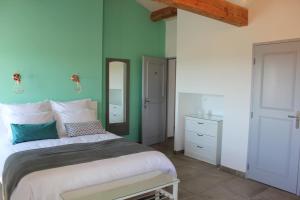 B&B / Chambres d'hotes DOMAINE FORVENT : photos des chambres