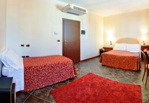 Triple Room room in Antico Albergo Madonna