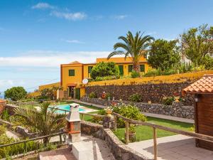 Holiday Home Camino La Candelaria-2 by Interhome