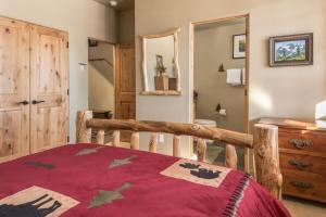 Moonlight Mountain Home - 8 Happy Trails