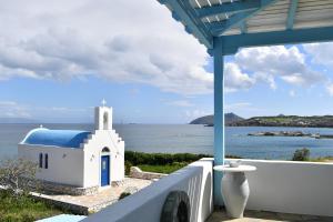 NAVA Devine Water Front House in Ambelas Paros Greece