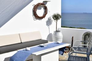 NAVA Devine Water Front House in Ambelas Paros Greece