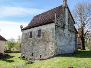 Maisons de vacances Holiday Home Sourdoire by Interhome : photos des chambres