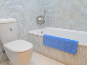 Apartment Atarazanas by Interhome