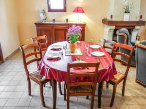Maisons de vacances Holiday Home Les Chenes by Interhome : photos des chambres
