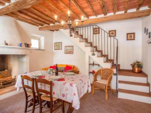 Apartment Dante 3 by Interhome