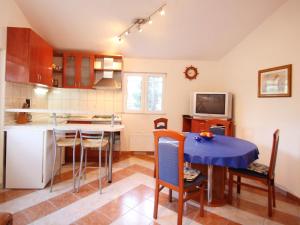 Holiday Home Ratimir by Interhome