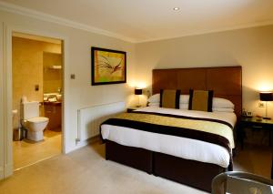 Decadent room in Rocpool Reserve Hotel & Restaurant