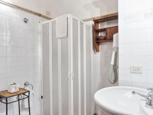 Apartment Chiantishire retreat-1 by Interhome