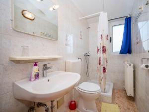 Apartment Hilde Blue-1 by Interhome