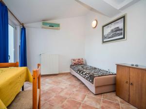 Apartment Hilde Blue-6 by Interhome