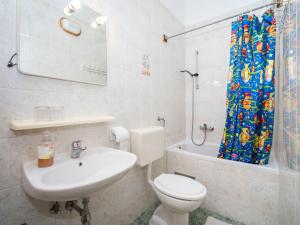 Apartment Hilde Blue-6 by Interhome