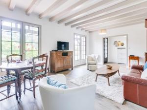 Holiday Home Mauriac by Interhome