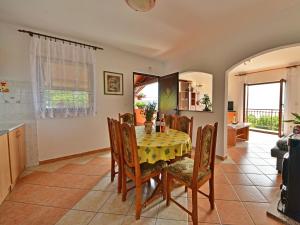 Holiday Home Tanja by Interhome