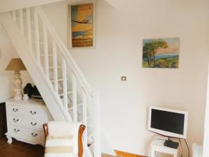 Maisons de vacances Holiday Home Domaine des Vignes-4 by Interhome : photos des chambres