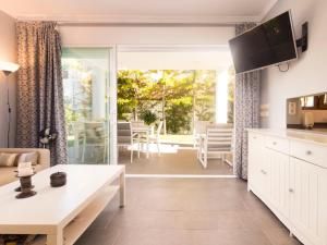 Holiday Home El Dorado Playa - Villa La Roca by Interhome