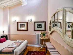 Apartment Santa Croce-1 by Interhome