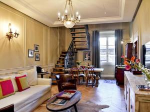 Apartment Santa Croce-2 by Interhome