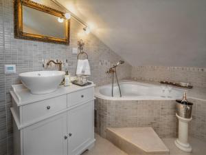 Holiday Home Villa Aurora by Interhome