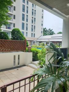 Lasalle Suites Hotel & Residence