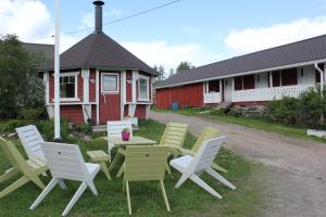 Maatilamatkailu Jänisvaara aittahuoneet