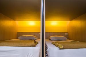 18 Coins Budget Hotel