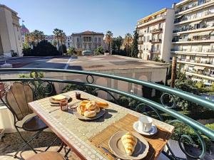 Apartment with Terrace room in Nestor&Jeeves - SUITE FLORA - Promenade des Anglais - Central