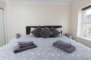 amazing apartments - Annandale St near The Playhouse - Free Parking