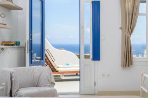 Aigeis-milos suites Milos Greece