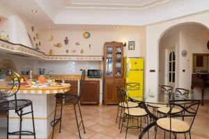 Panorama Host - Domus Amalfi Coast