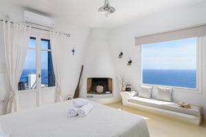 Aigeis-milos suites Milos Greece