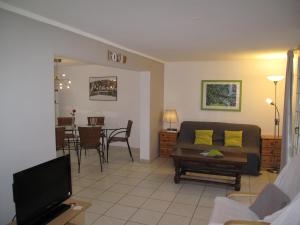 Apartment (4 Adults) room in Résidence Miro