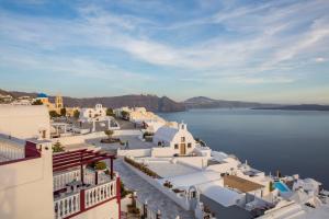 Maryloujohn Villas Santorini Greece