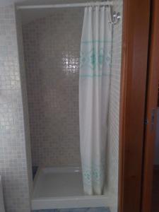 Artistika Golden Apartment img28