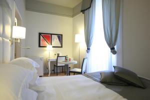 Deluxe Room with 1 Double Bed room in MGallery Palazzo Caracciolo Napoli - Hotel Collection