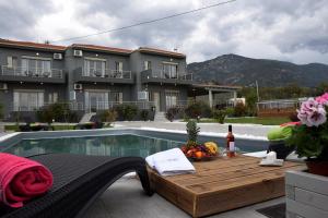 Isola Apartments Korinthia Greece