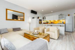 Villa Deni Four Bedroom Villa with Pool
