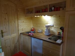Maisons de vacances LES GITES DU PARC MANTOCHE LE TONNEAU : photos des chambres