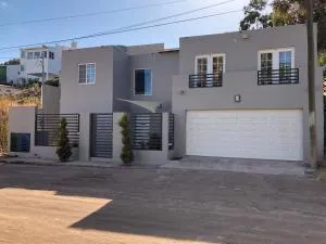 Casa Flores & Flores - El Suazal