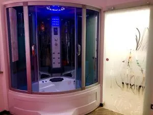 B&B WELLNESS Junior Suite CAREN - Grinzane Cavour