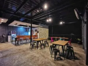 Bakawan Hostel - Borac