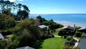 Adrift In Golden Bay- Absolute Beachfront Villas - Onekaka
