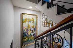 Mira Moon - Calmette