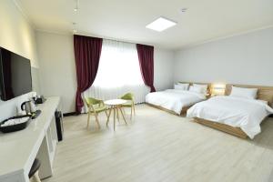 Gwangju Tourist Hotel