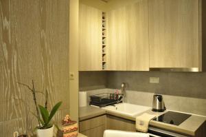 Agias Sofias Street Luxurious Studio