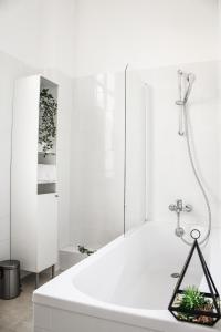 Appartements Best quality price ! - Central - 350m Palais and Croisette : photos des chambres