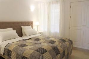 REF 12 Luxury Aparment with views