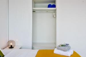 Phaedrus Living Seaview Luxury Flat Marina Court 213